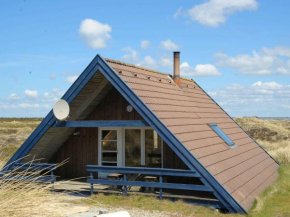 Cozy Holiday Home in Ringk bing Near Sea Beach